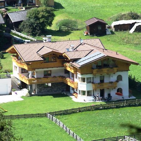 ניוסטיפט אים סטובאיטל Landhaus Alpensonne מראה חיצוני תמונה