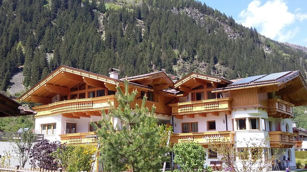 ניוסטיפט אים סטובאיטל Landhaus Alpensonne מראה חיצוני תמונה